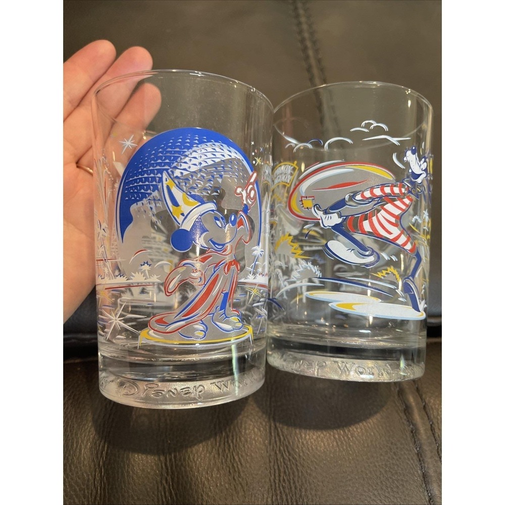 2 Disney World Remember The Magic Glass McDonalds 25th Anniversary Mickey Goofy
